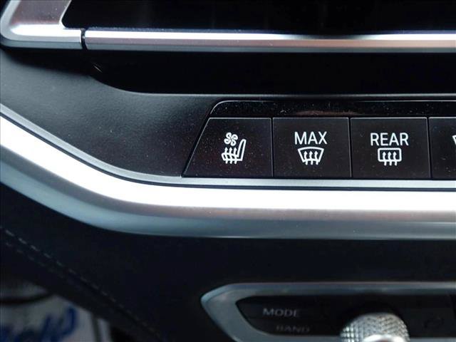 Used 2021 BMW X5 M w/ Competition Package AWD/4WD image 22