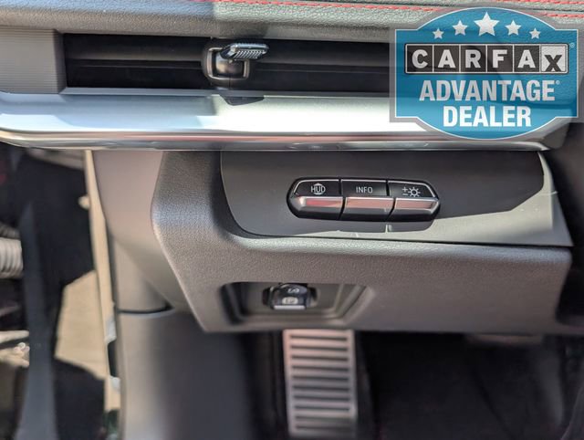 Used 2025 Chevrolet Corvette Stingray Preferred Cpe w/ Battery Protection Package RWD image 17