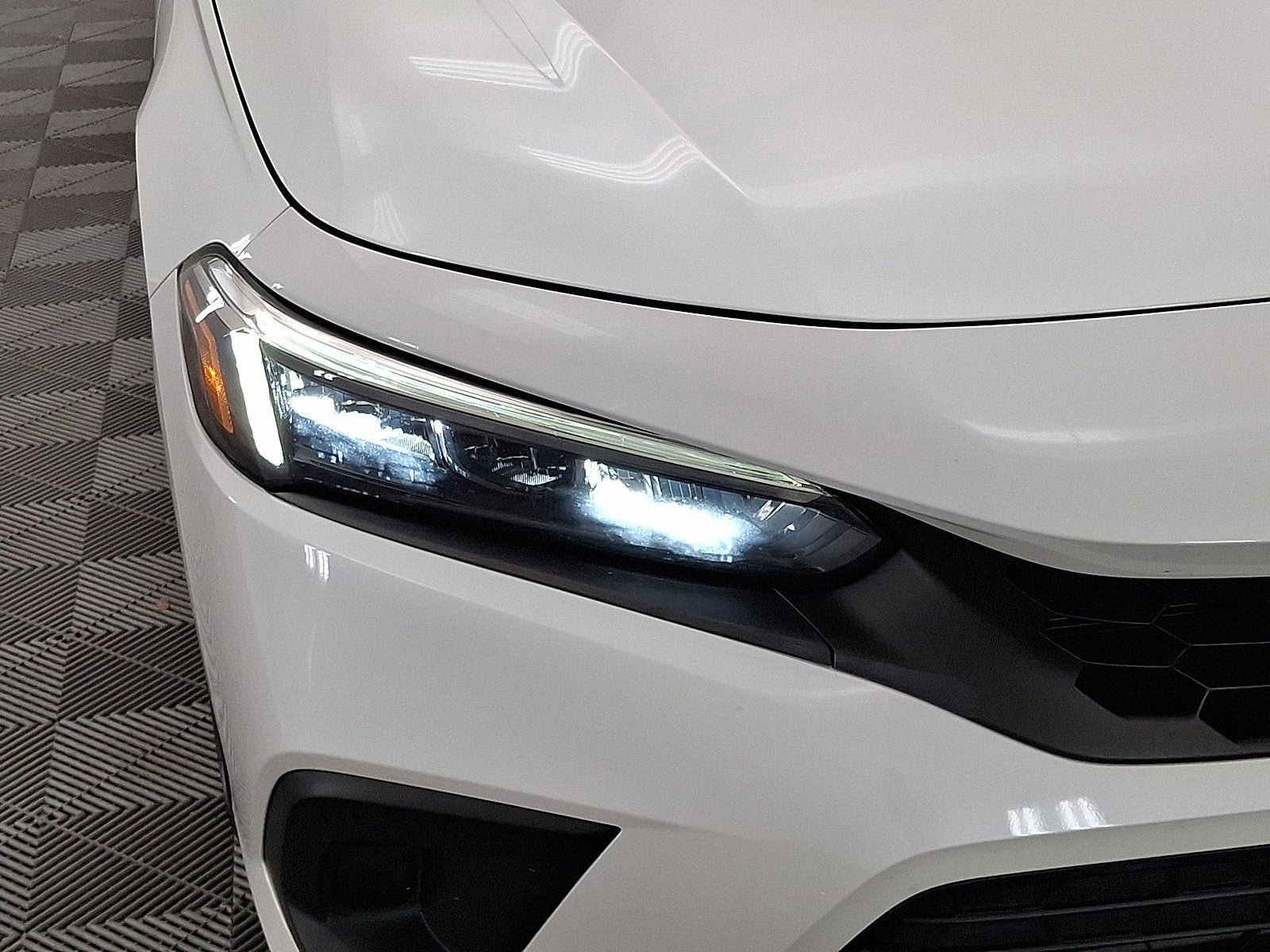 Used 2022 Honda Civic EX-L image 28