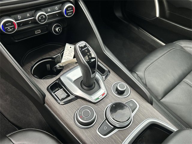 Used 2022 Alfa Romeo Giulia Ti image 22