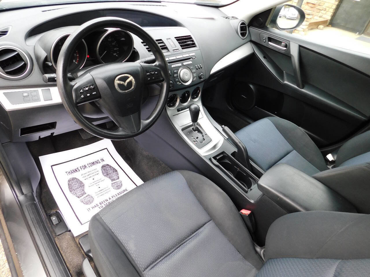 Used 2010 MAZDA MAZDA3 i Touring image 21