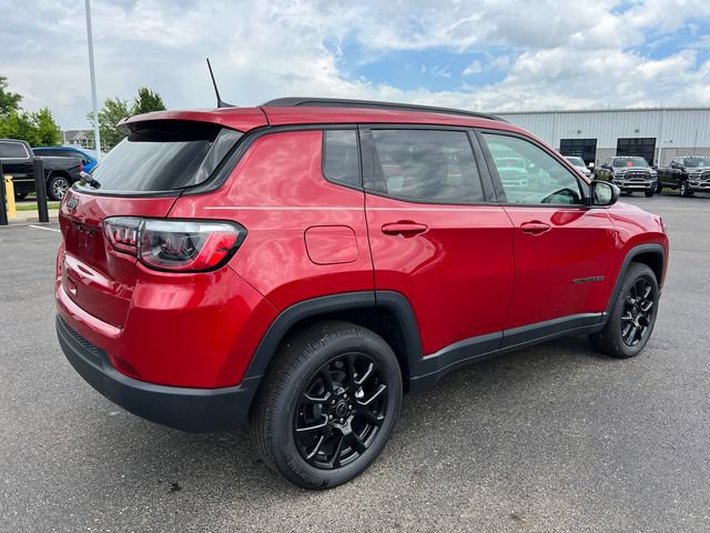New 2026 Jeep Compass Latitude AWD/4WD image 8