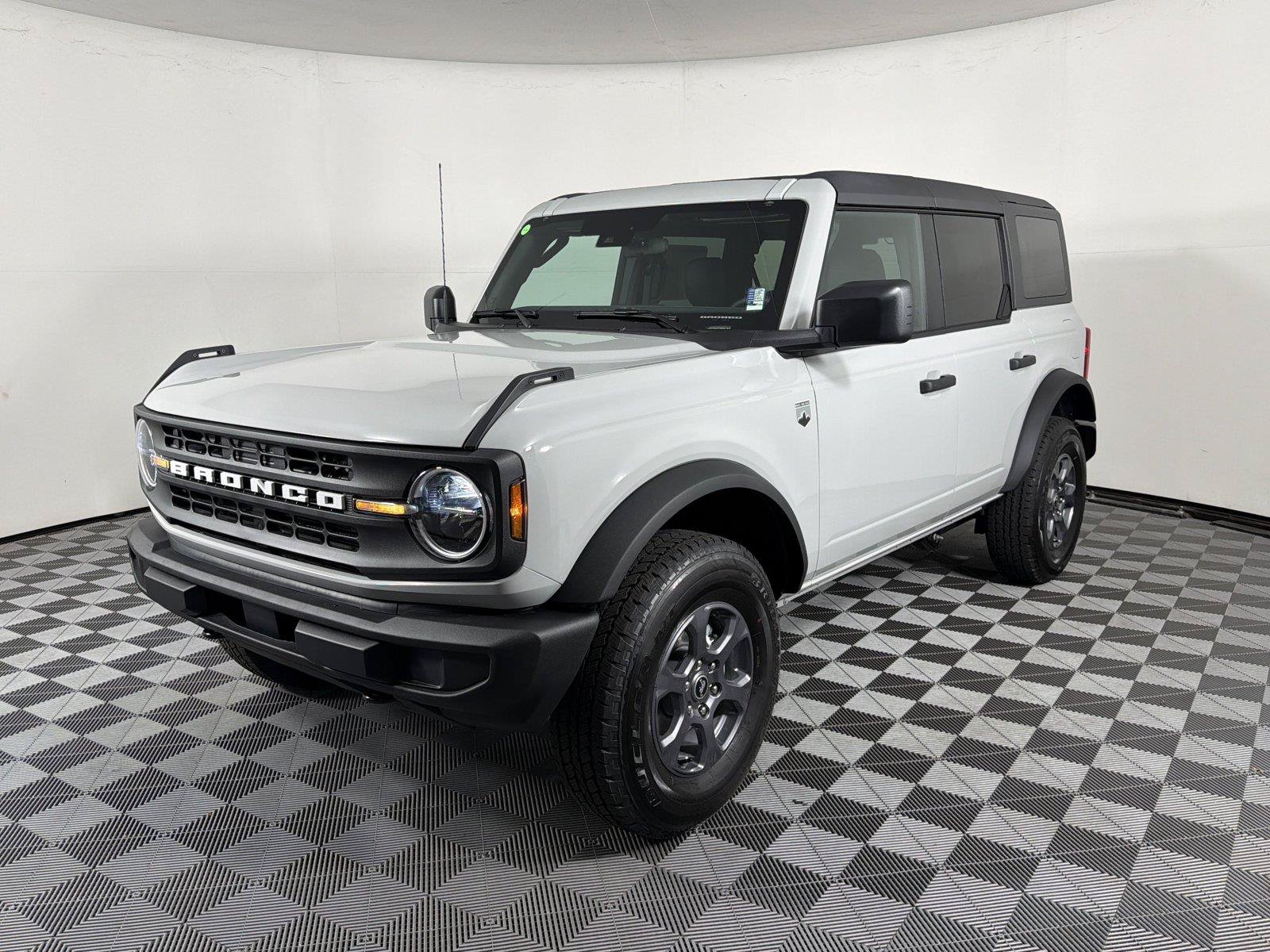 New 2026 Ford Bronco Big Bend AWD/4WD image 3