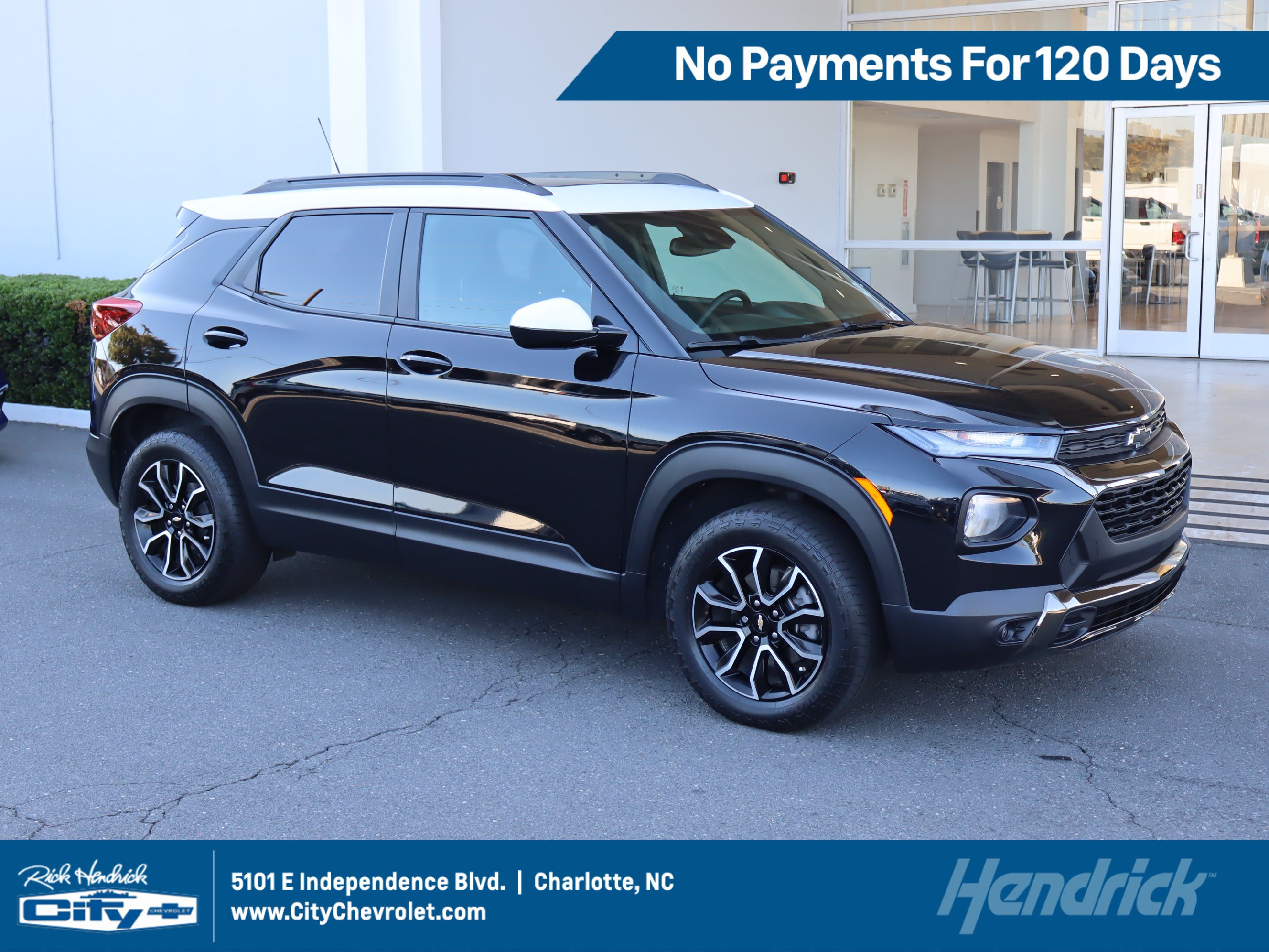 Used 2023 Chevrolet TrailBlazer ACTIV w/ Sun and Liftgate Package AWD/4WD image 1