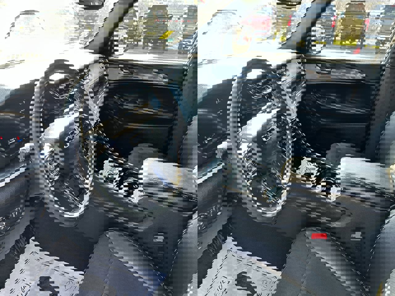 Used 2023 Jeep Grand Cherokee L Laredo image 25