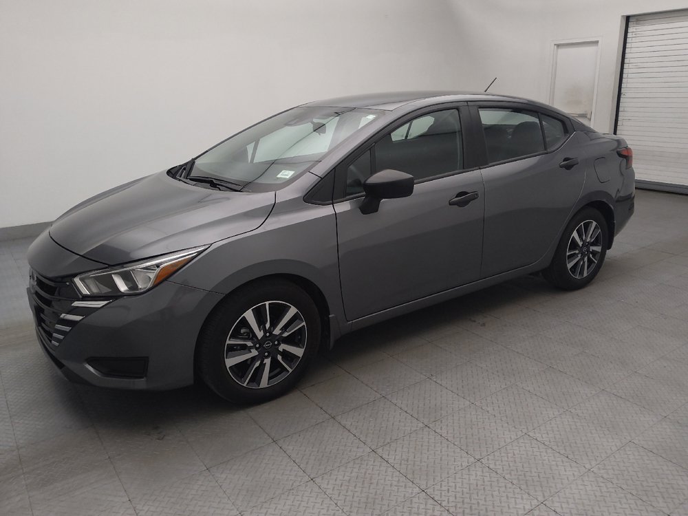 Used 2024 Nissan Versa S w/ S Plus Package image 2