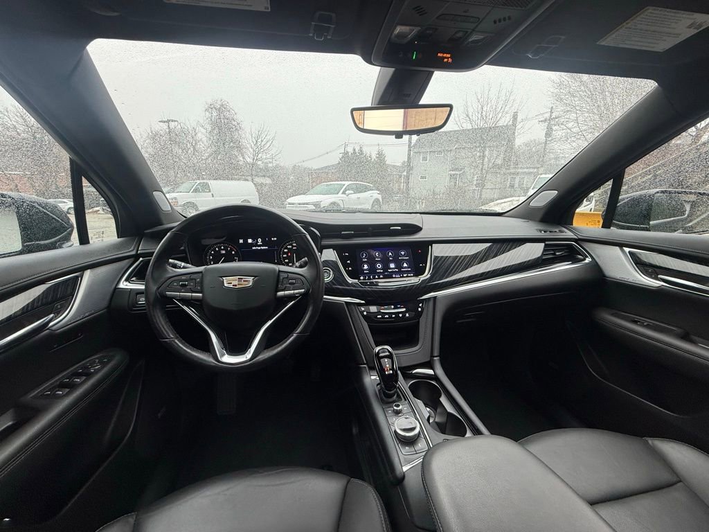 Used 2024 Cadillac XT6 Premium Luxury w/ Technology Package image 19