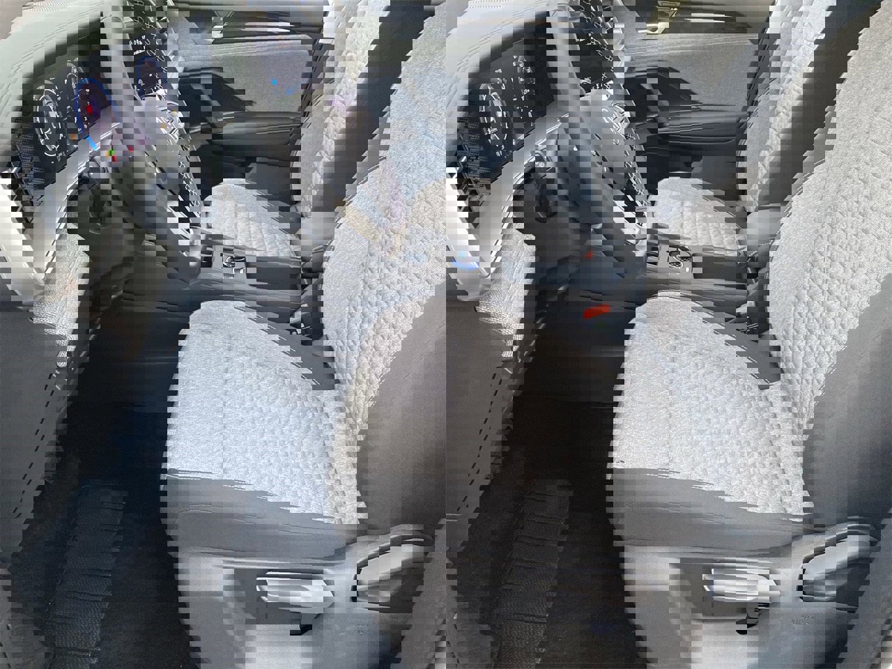 New 2025 Volkswagen Tiguan S image 15