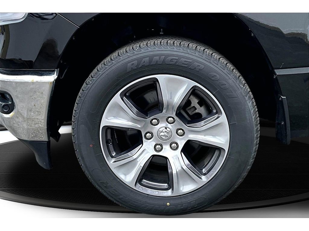 Used 2023 RAM 1500 Laramie AWD/4WD image 12