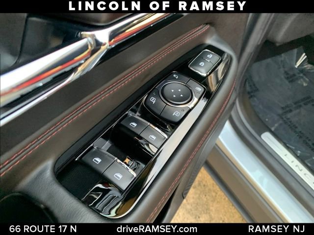 Used 2024 Lincoln Corsair Reserve w/ Equipment Group 201A image 14