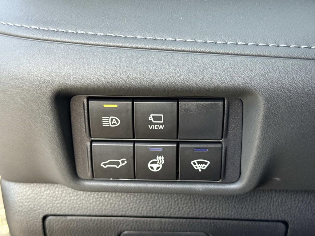 Used 2021 Toyota Highlander Platinum image 47