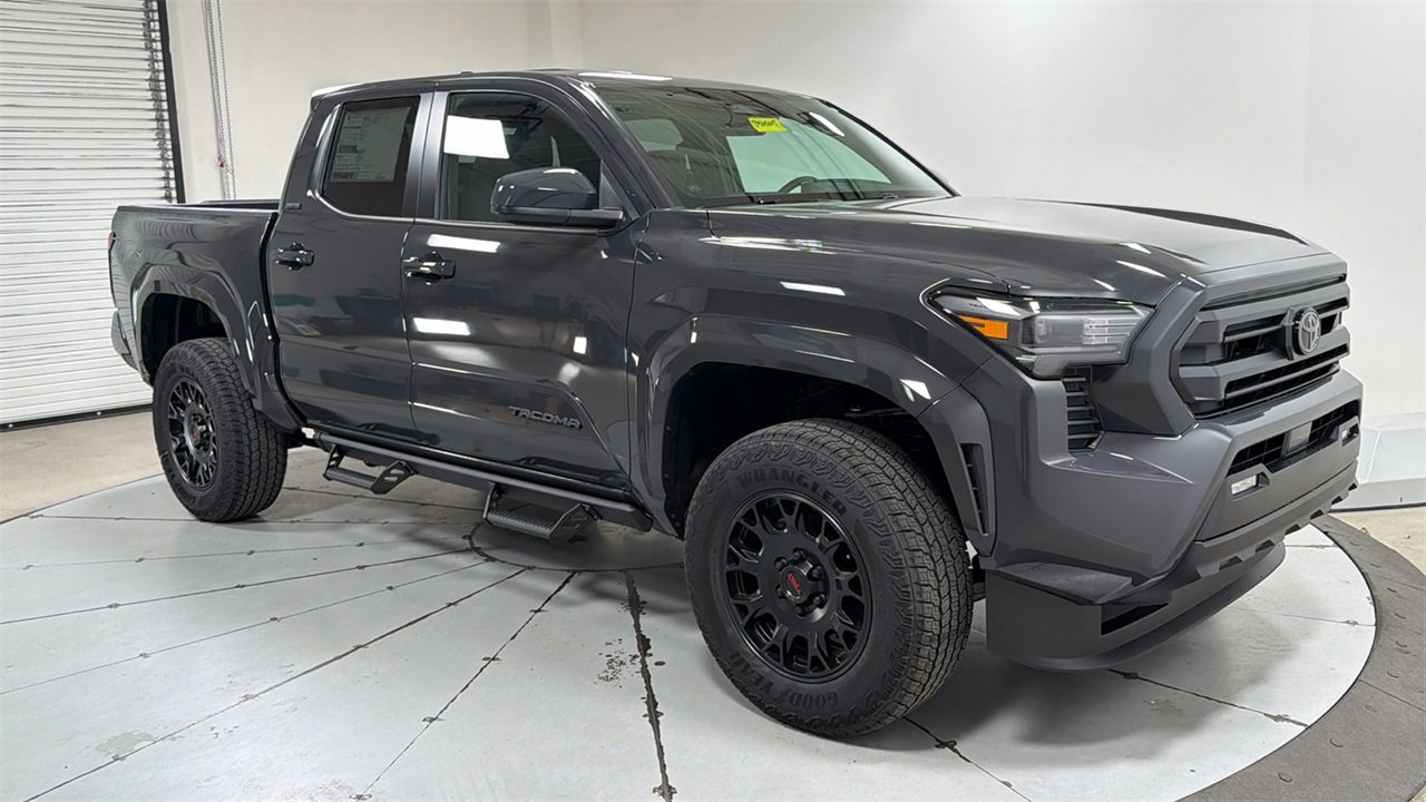 New 2026 Toyota Tacoma SR5 image 3