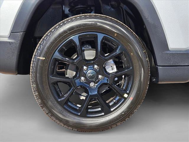 New 2026 Jeep Compass Latitude image 10