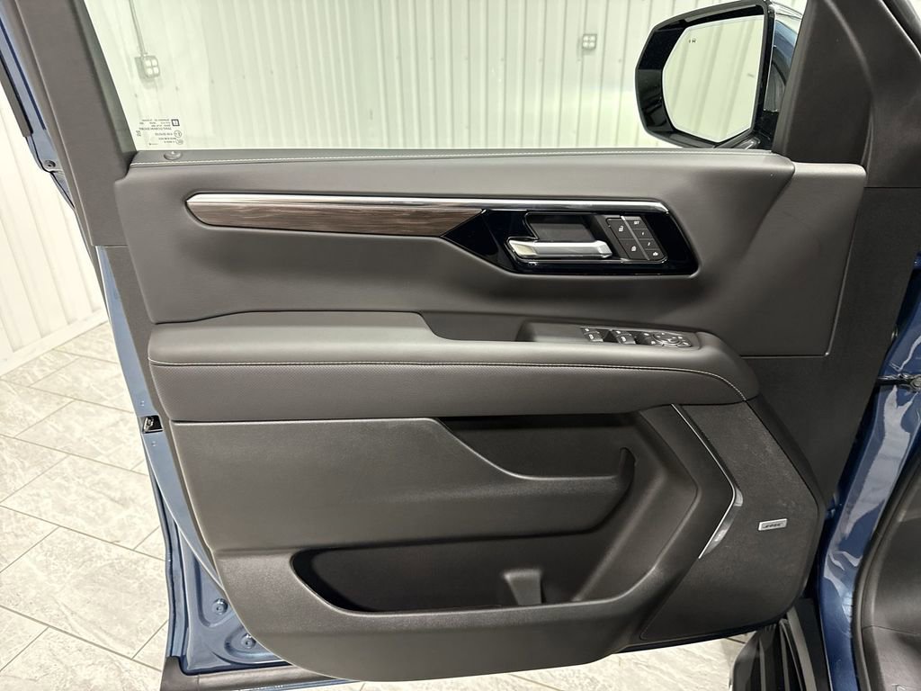 New 2026 Chevrolet Tahoe Premier w/ Sun And Tow Package image 23