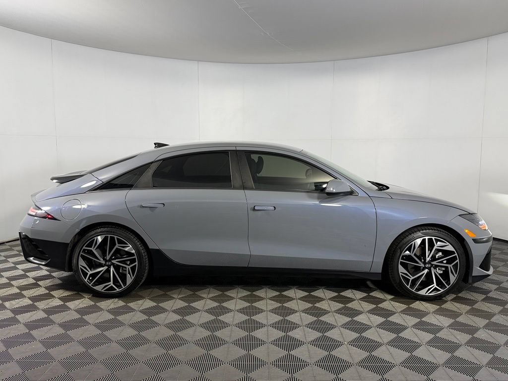 Used 2023 Hyundai Ioniq 6 SEL RWD image 5