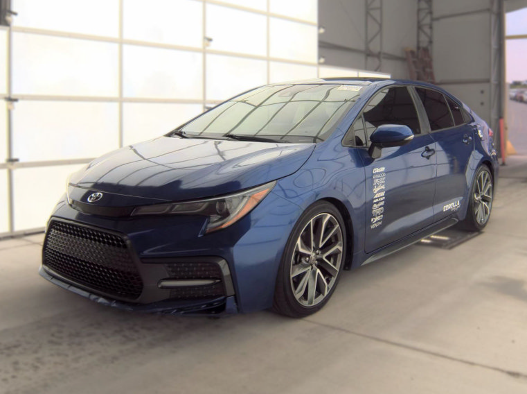 Used 2020 Toyota Corolla SE w/ SE Premium Package FWD image 4