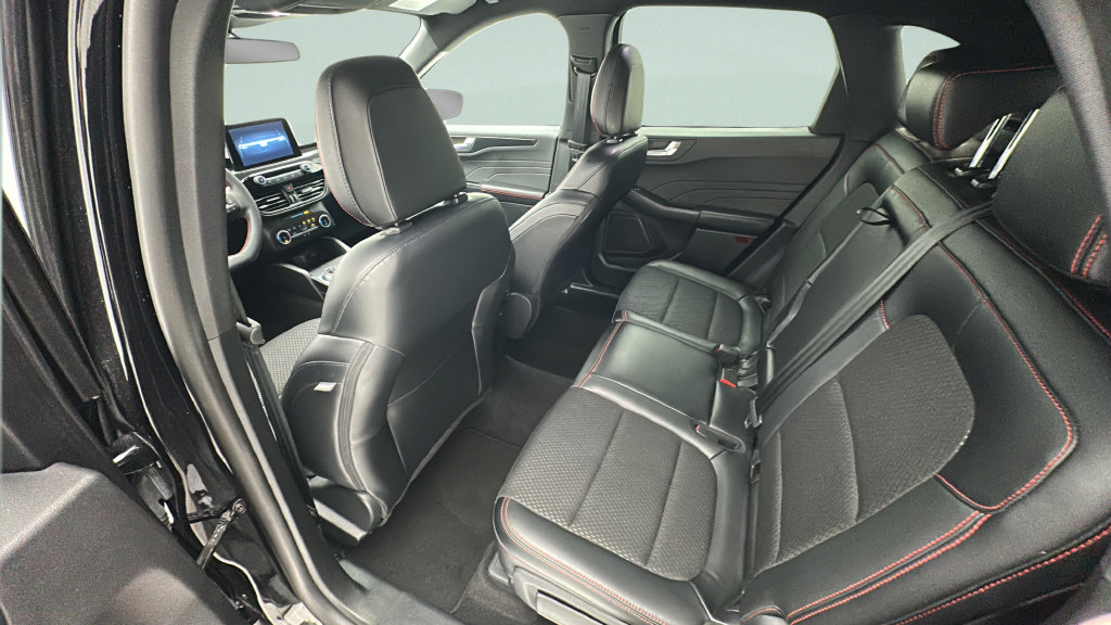 Used 2025 Ford Escape ST-Line FWD image 10