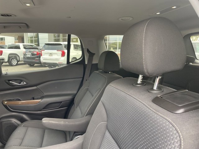 Used 2022 GMC Acadia SLE w/ Driver Convenience Package image 15