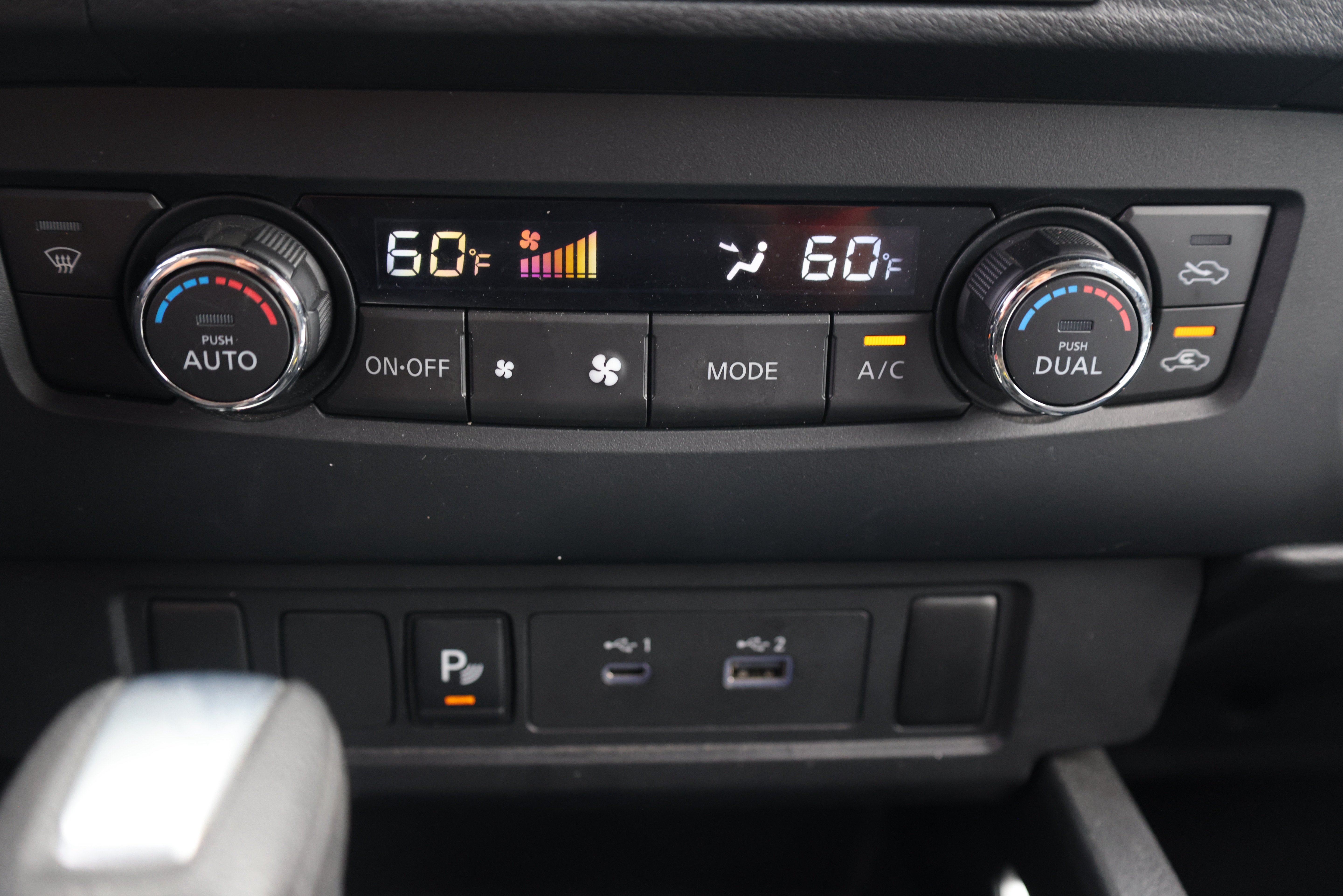 Used 2022 Nissan Frontier SV w/ Technology Package RWD image 10