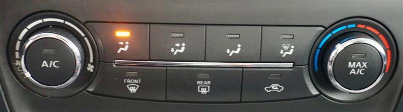 Used 2017 Nissan Sentra S FWD image 17