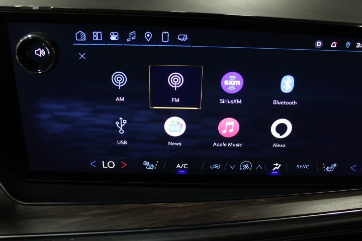 Certified 2025 Chevrolet Suburban Z71 image 49