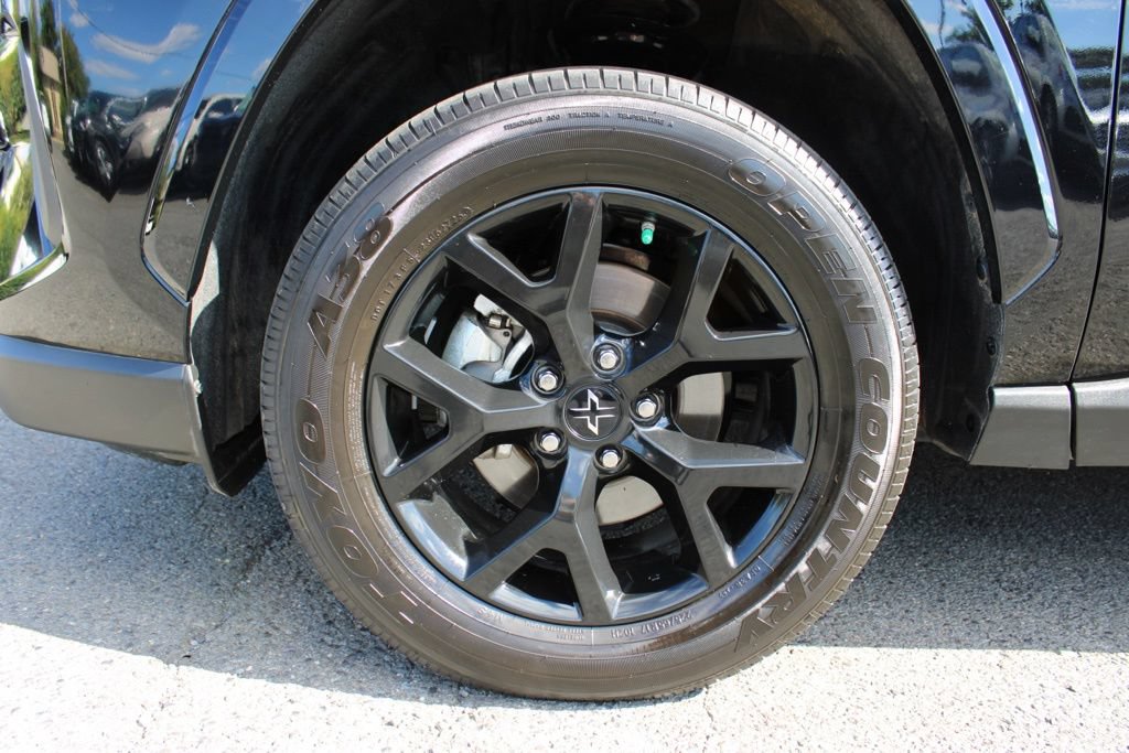 Used 2025 Toyota RAV4 LE FWD image 23