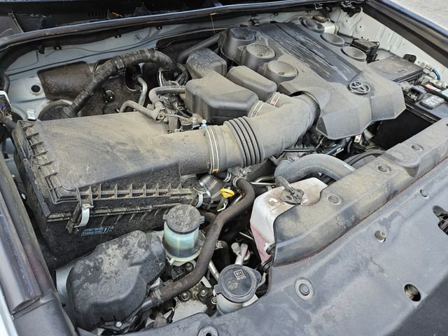 Used 2020 Toyota 4Runner Limited image 18