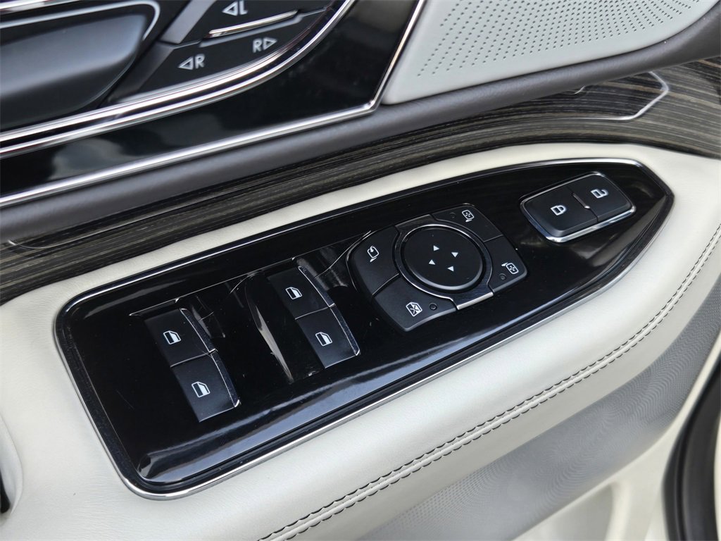 Used 2022 Lincoln Navigator L Black Label image 11