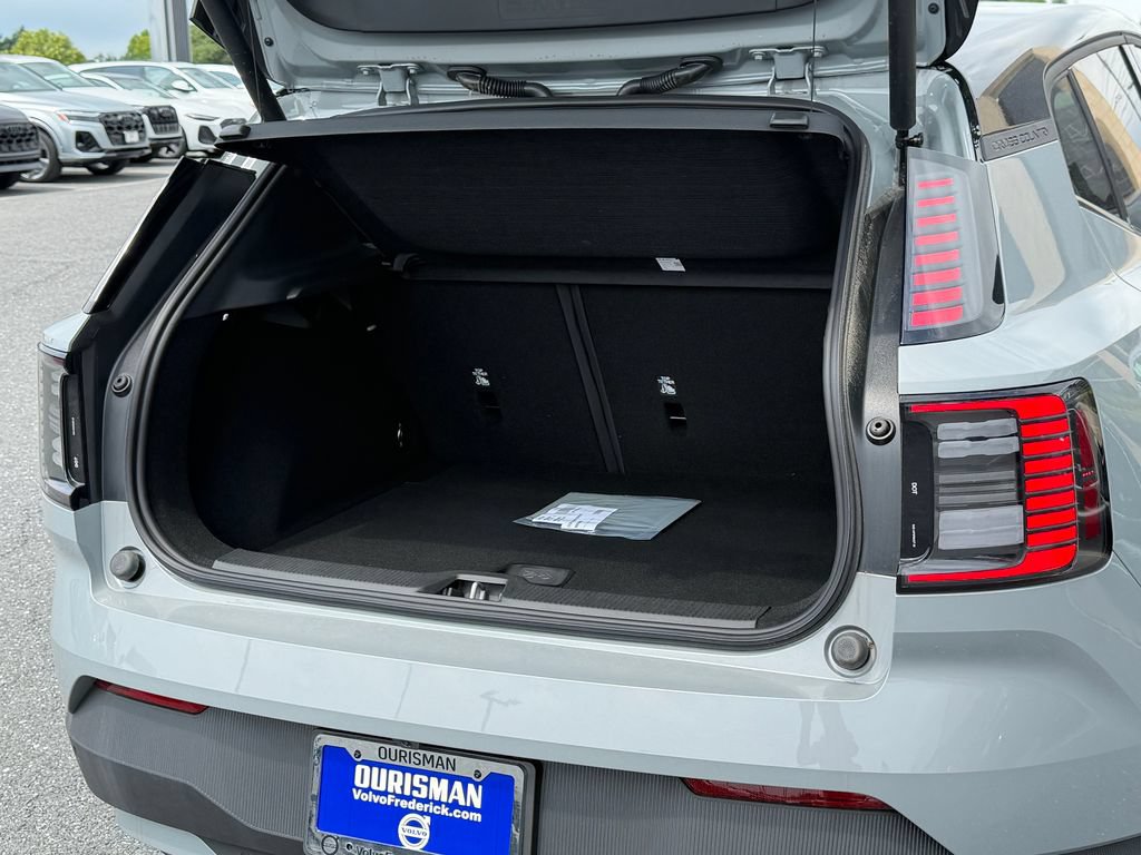 New 2026 Volvo EX30 Cross Country Ultra AWD/4WD image 13