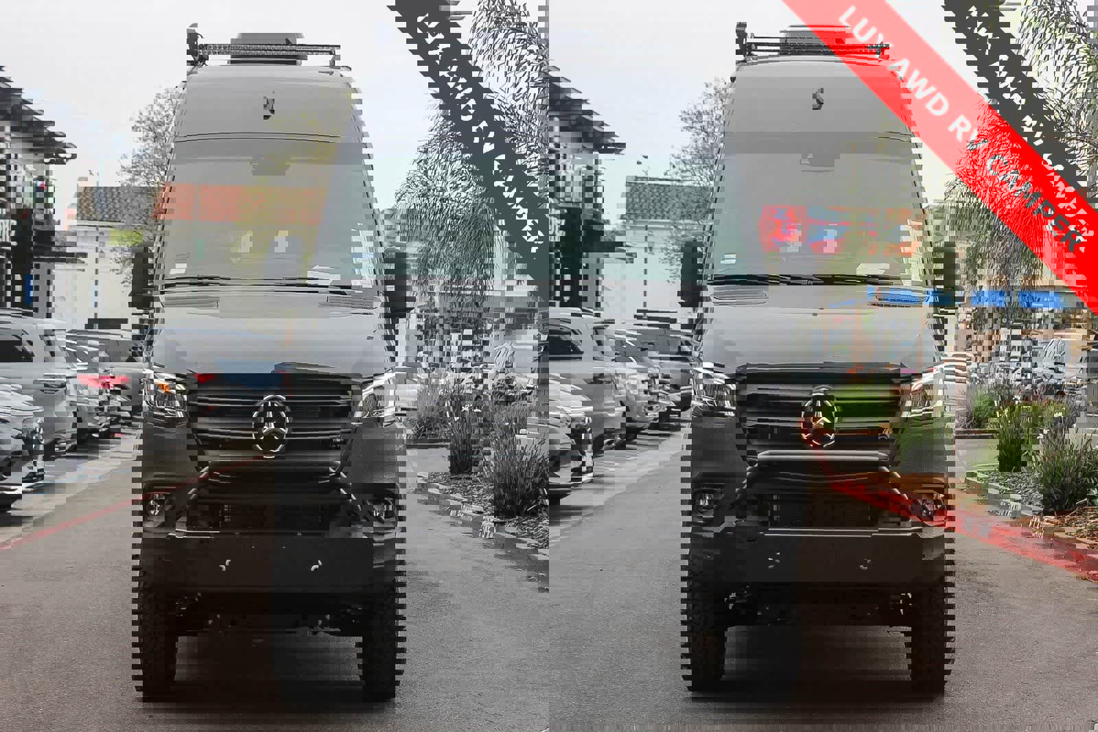 Used 2023 Mercedes-Benz Sprinter 2500 image 2