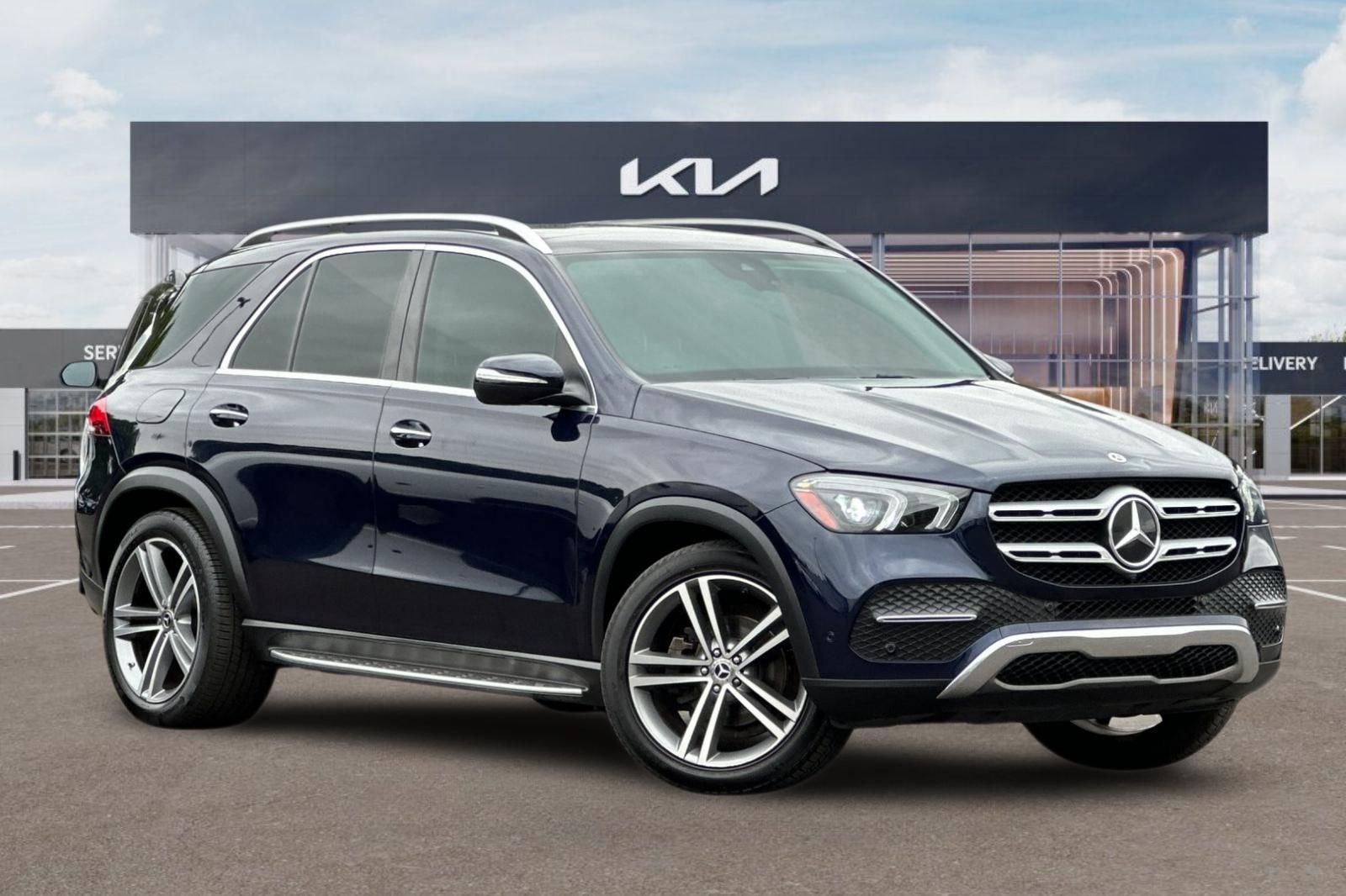 Used 2022 Mercedes-Benz GLE 350 image 2