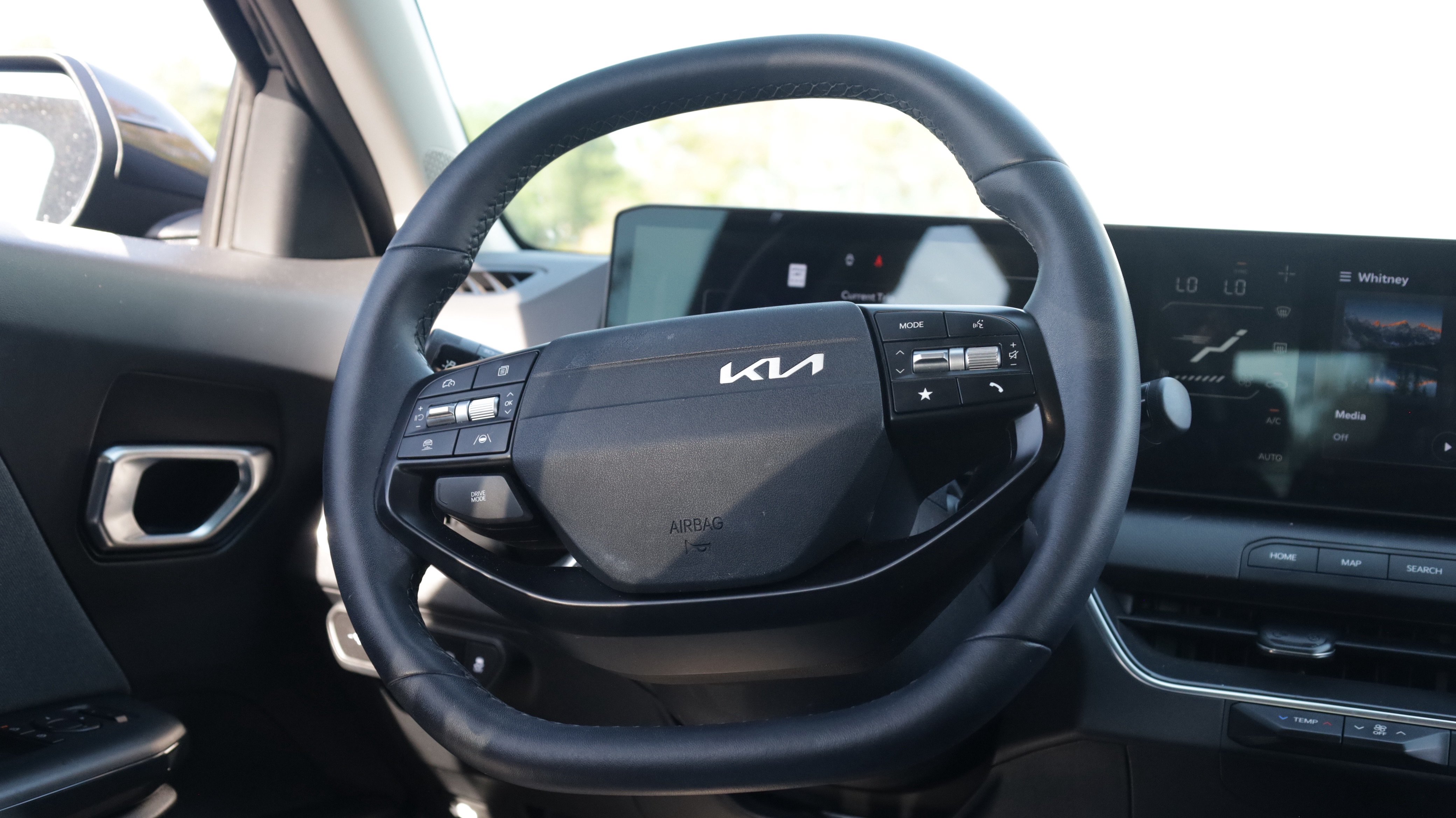 Used 2025 Kia K4 EX FWD image 6