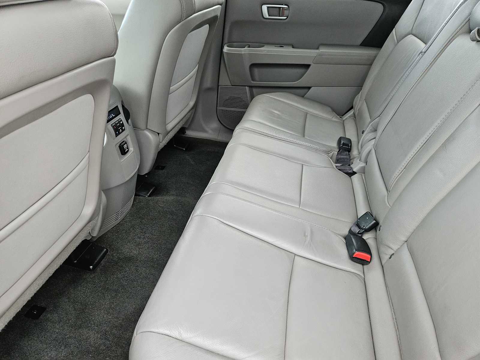 Used 2015 Honda Pilot EX-L image 27