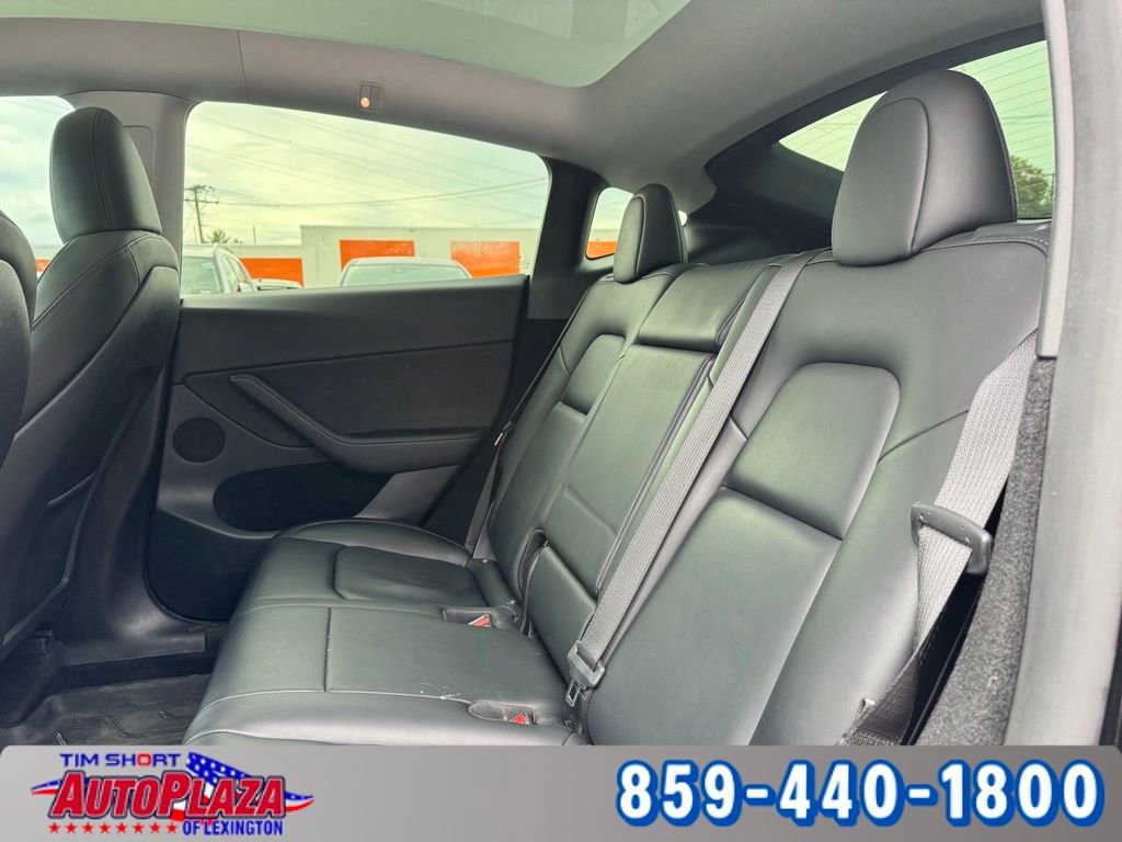 Used 2023 Tesla Model Y Performance AWD/4WD image 17