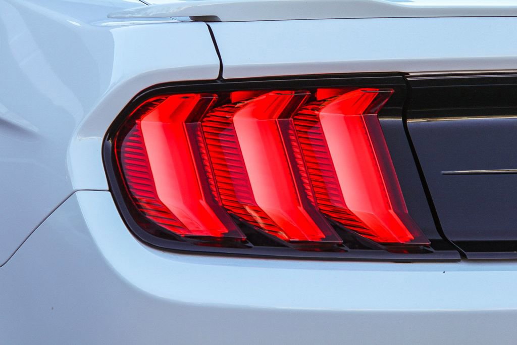 Used 2021 Ford Mustang GT RWD image 11