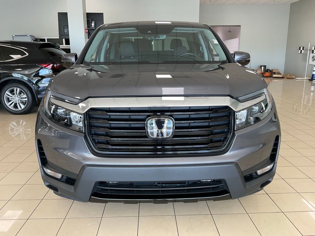 Used 2023 Honda Ridgeline RTL-E image 2