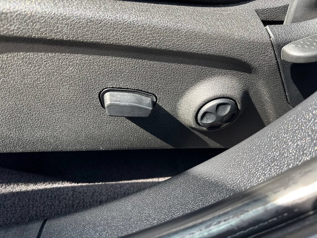 Used 2018 Dodge Journey Crossroad AWD/4WD image 19