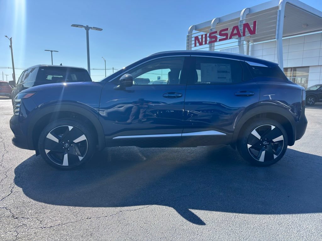 New 2026 Nissan Kicks SR w/ SR Premium Package FWD image 2