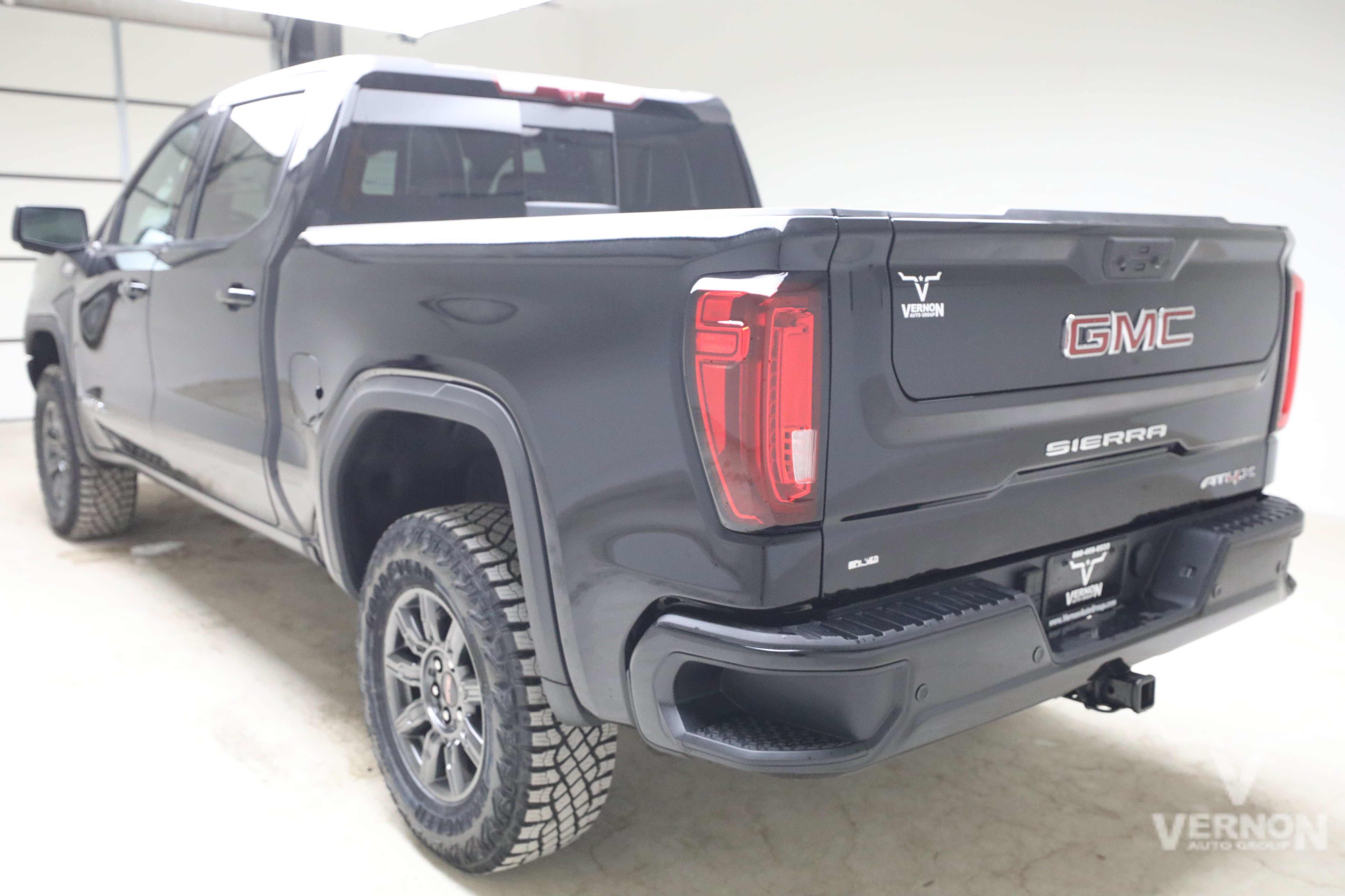 New 2026 GMC Sierra 1500 AT4X AWD/4WD image 3