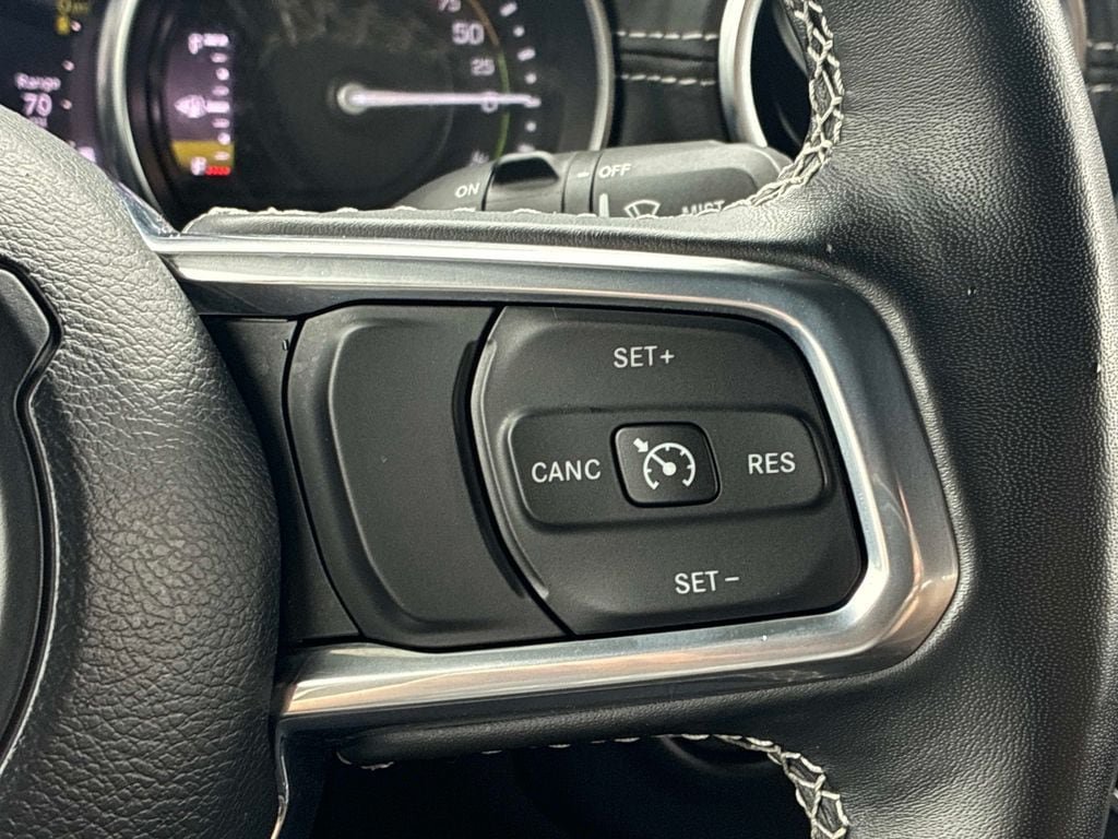 Used 2023 Jeep Wrangler Unlimited Sahara w/ Cold Weather Group AWD/4WD image 27