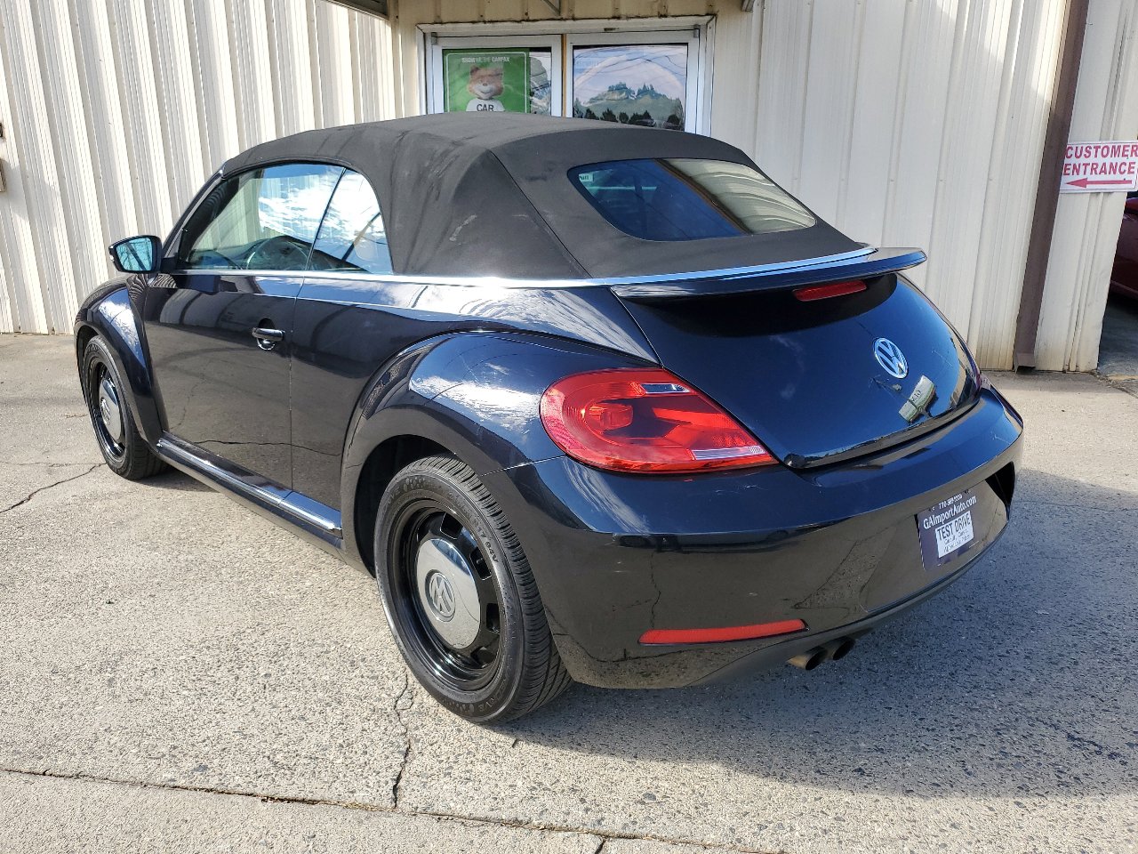 Used 2015 Volkswagen Beetle 1.8T image 8
