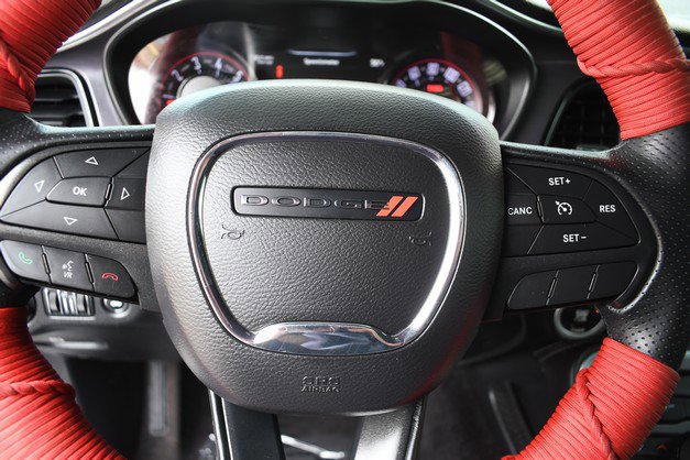 Used 2016 Dodge Challenger R/T w/ Driver Convenience Group image 30