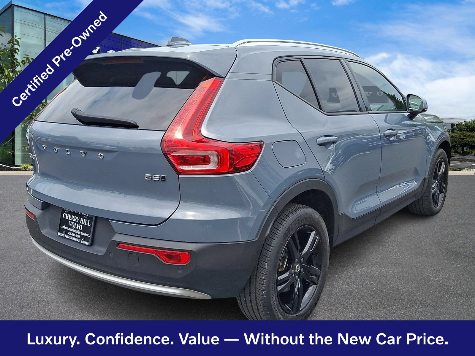 Certified 2023 Volvo XC40 B5 Core w/ Convenience Package AWD/4WD image 7