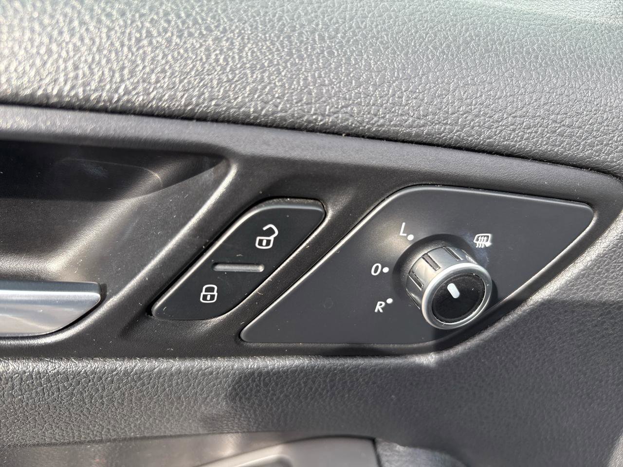 Used 2014 Volkswagen Jetta SEL image 34