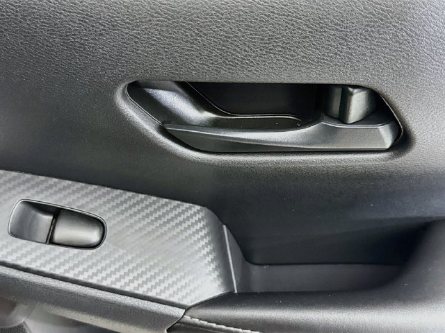 Used 2025 Nissan Sentra S FWD image 28