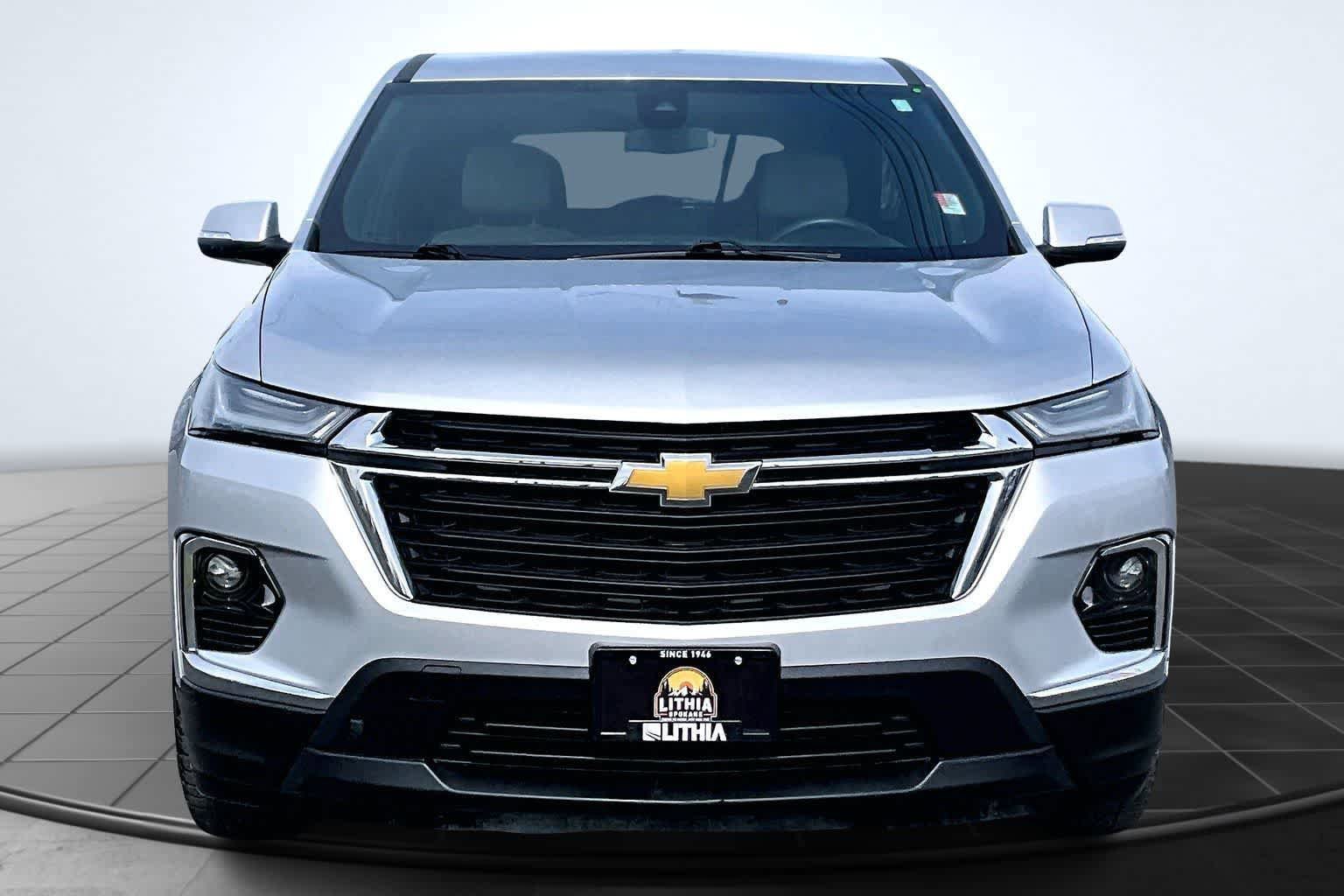 Used 2022 Chevrolet Traverse LS w/ Safety Package AWD/4WD image 6