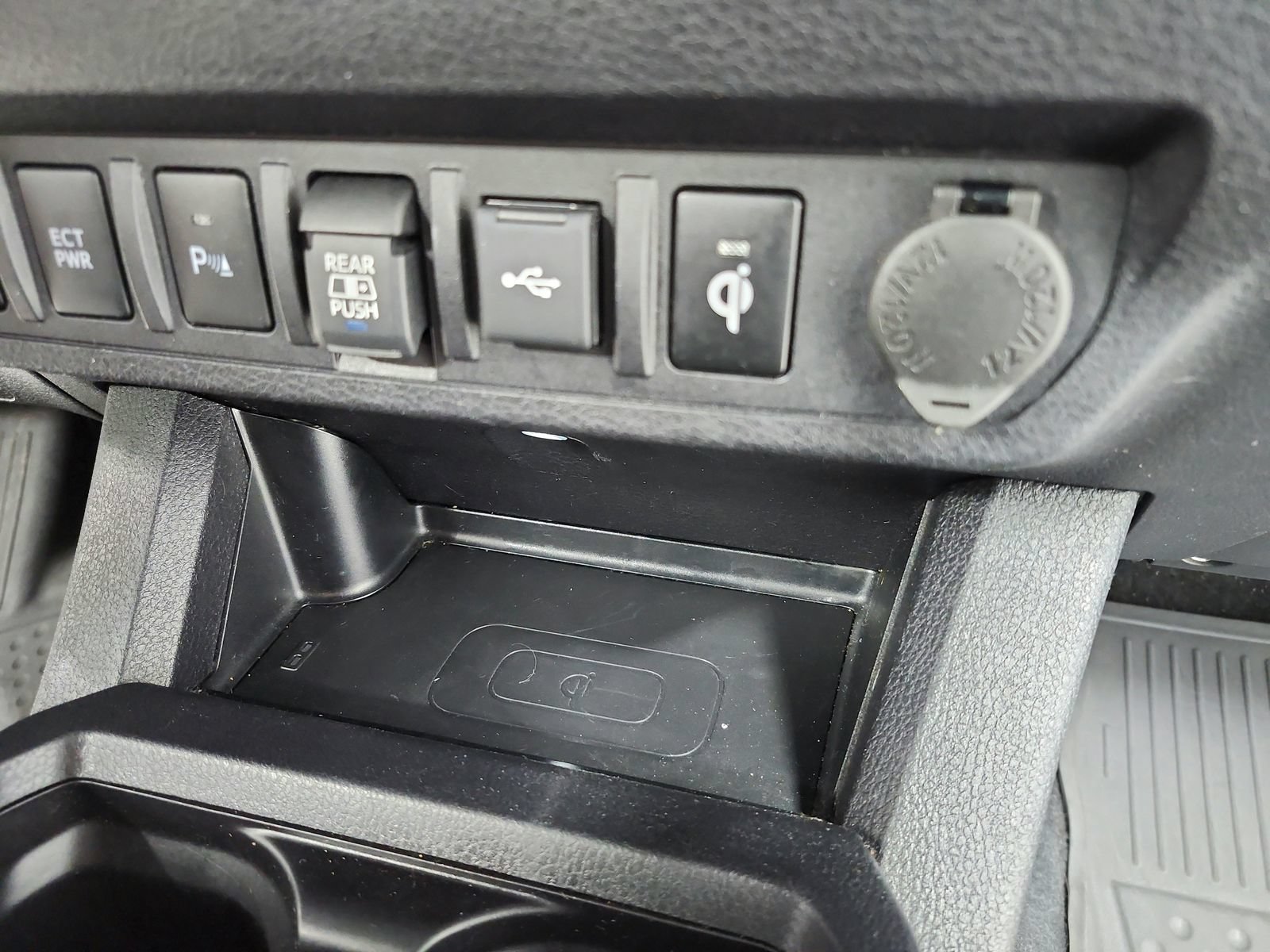 Used 2023 Toyota Tacoma TRD Sport w/ Technology Package AWD/4WD image 35