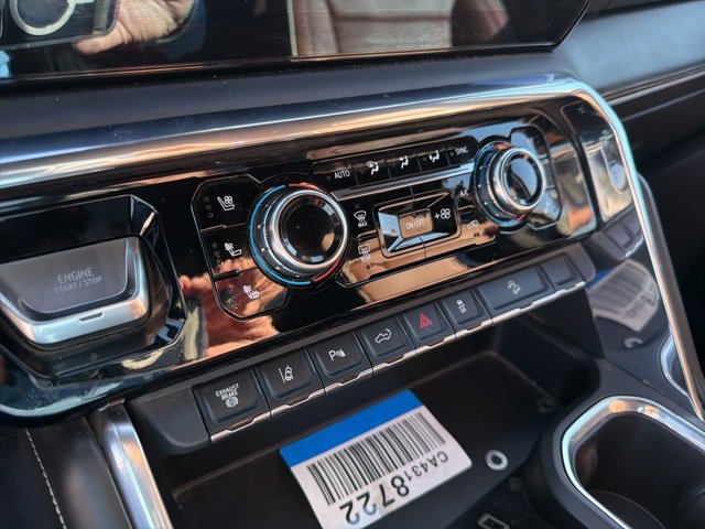 Used 2024 GMC Sierra 3500 Denali Ultimate image 18