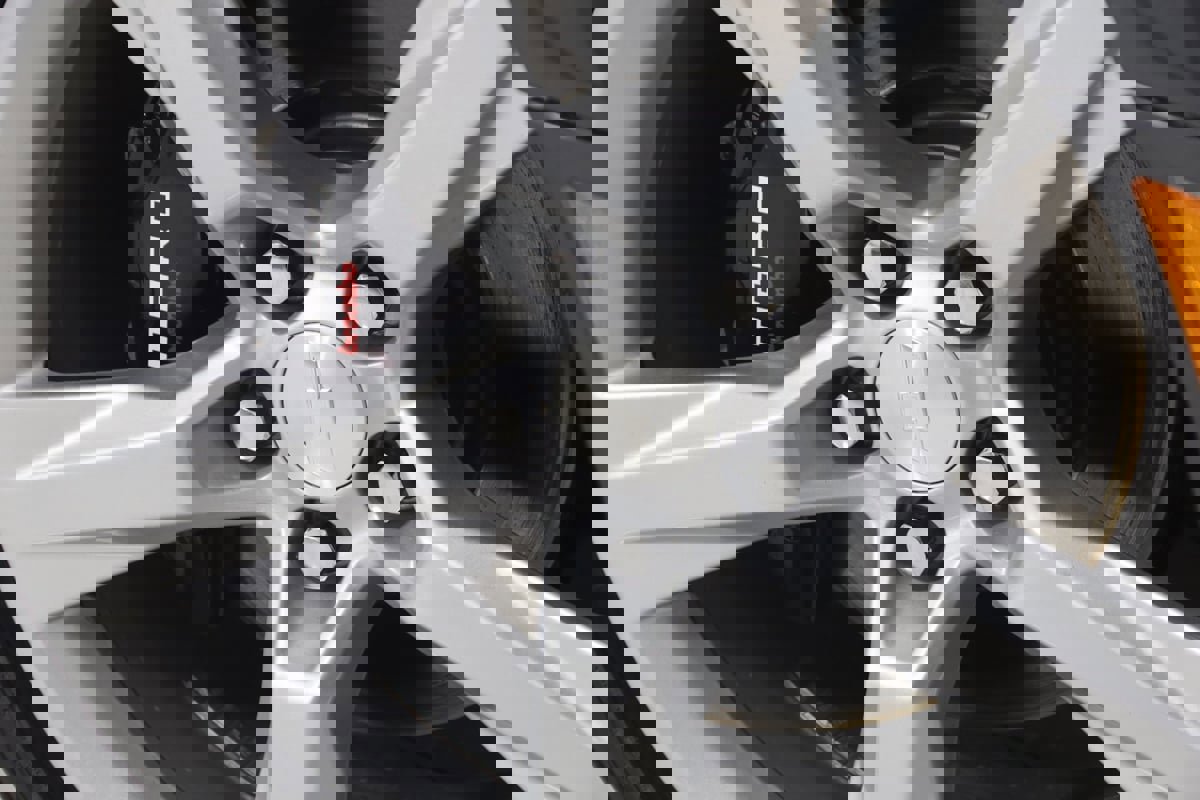 Used 2017 Chevrolet Camaro SS image 16