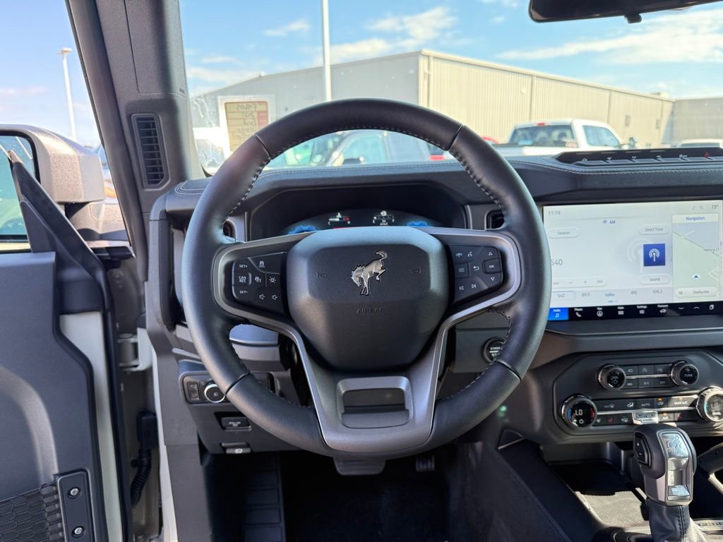New 2025 Ford Bronco Badlands image 12